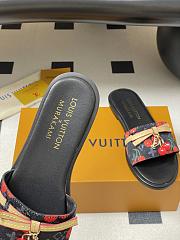 LV X TM Cherry pendant flat sandals 14 - 4