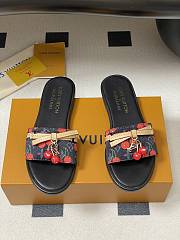 LV X TM Cherry pendant flat sandals 14 - 3