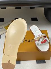 LV X TM Cherry pendant flat sandals 13 - 2