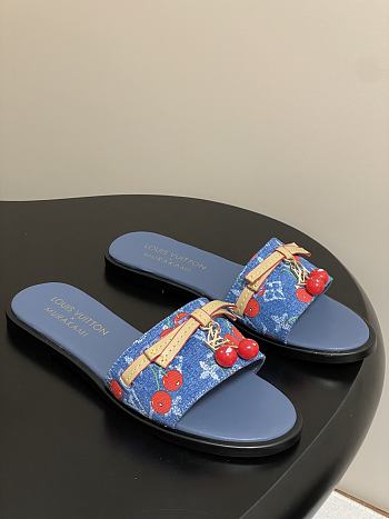 LV X TM Cherry pendant flat sandals 11