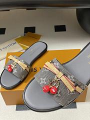LV X TM Cherry pendant flat sandals 10 - 6