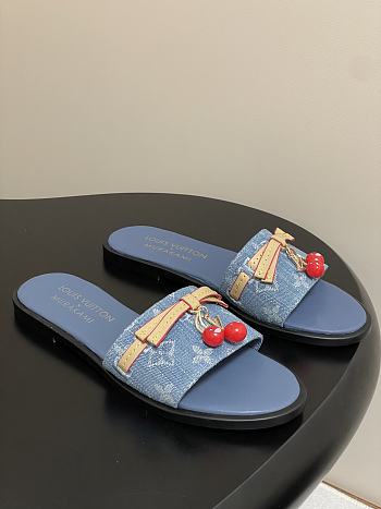 LV X TM Cherry pendant flat sandals 08