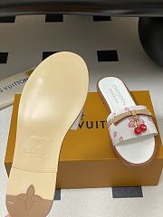 LV X TM Cherry pendant flat sandals 06 - 6