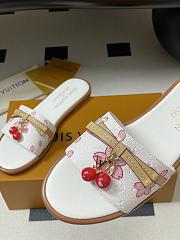 LV X TM Cherry pendant flat sandals 06 - 3