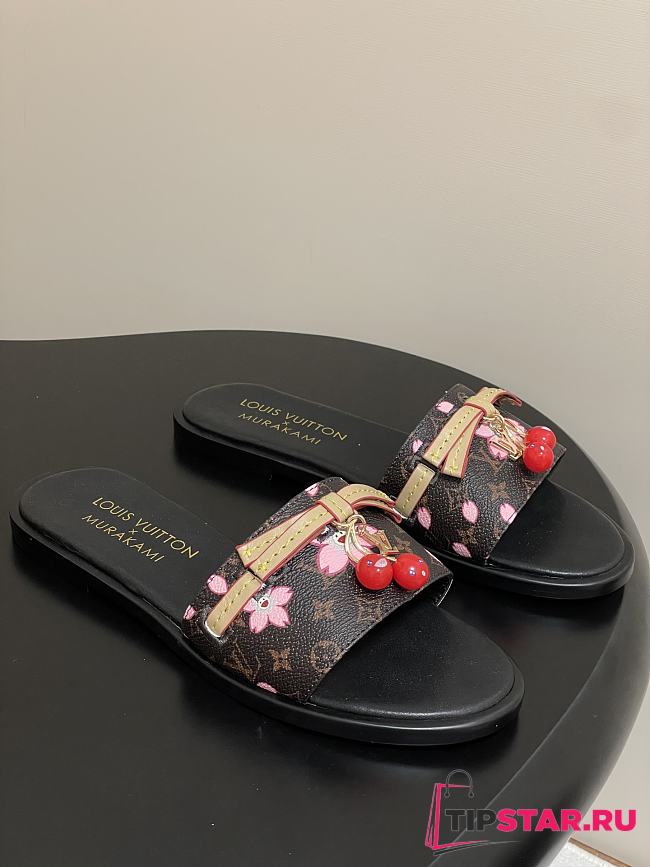 LV X TM Cherry pendant flat sandals 05 - 1