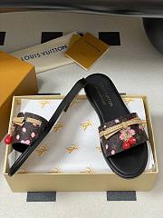 LV X TM Cherry pendant flat sandals 05 - 5