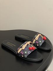 LV X TM Cherry pendant flat sandals 03 - 1