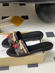 LV X TM Cherry pendant flat sandals 03 - 3