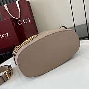 Gucci 73 medium bucket bag Taupe smooth leather - 6