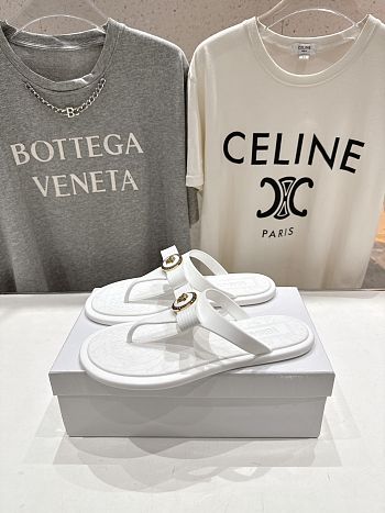 Versace Alia Rubber Flat Sandals In White 02