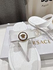 Versace Alia Rubber Flat Sandals In White 02 - 4
