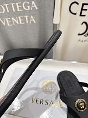 Versace Alia Rubber Flat Sandals In Black - 3