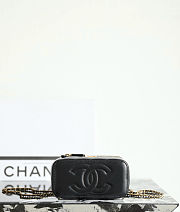 Chanel Mini Vanity Case In Black - 4