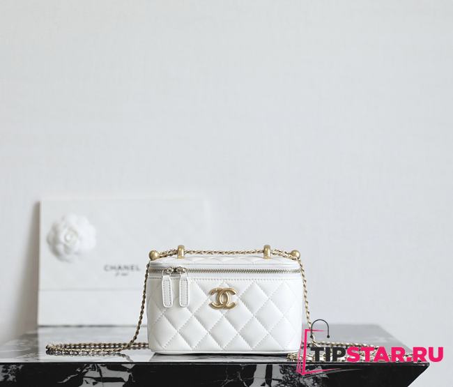 Chanel Mini Vanity Case In White - 1