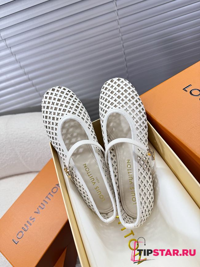 Louis Vuitton Romy Flat Ballerina Ecru White - 1