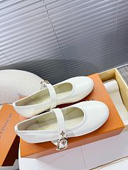 Louis Vuitton Leather Ballet Shoes In White - 2