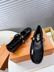 Louis Vuitton Ballet Shoes In Shiny Black - 4