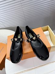 Louis Vuitton Ballet Shoes In Shiny Black - 2