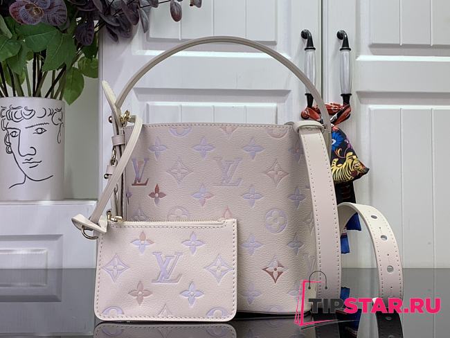 Louis Vuitton All In BB Embossed grained cowhide leather Dream Cream - 1