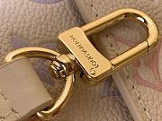 Louis Vuitton Pochette Métis East West Dream Cream Color - 6