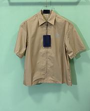 Prada printed zipper short-sleeved shirt beige - 1