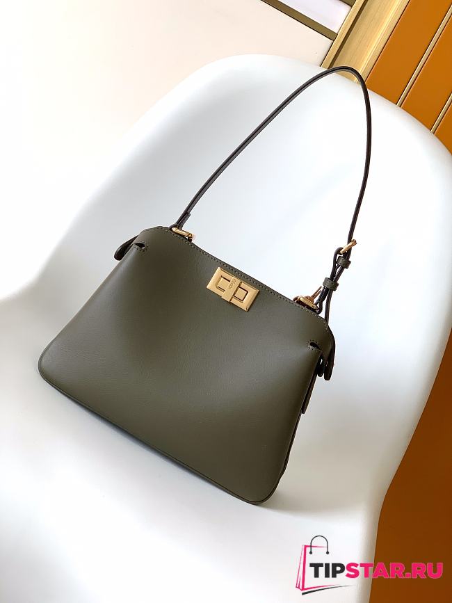 Fendi Peekaboo Soft Small Bag Green Leather Bag - 1