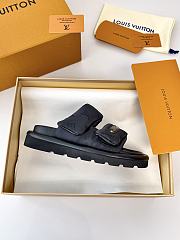 Louis Vuitton Pool Pillow Comfort Monogram Sandals 02 - 6
