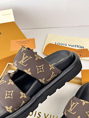 Louis Vuitton Pool Pillow Comfort Monogram Sandals 01 - 6