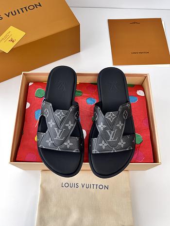 Louis Vuitton Oasis series of monogram sandals 01