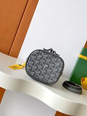 Goyard Petit Flot Mini – Bucket Bag Chevron Canvas In Gray - 4