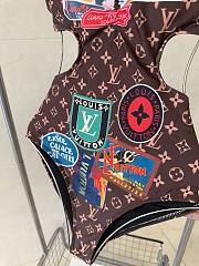 Louis Vuitton Swimsuit figure-flattering 02 - 3
