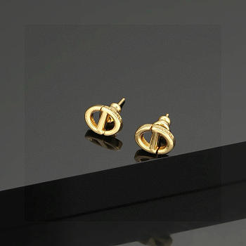 Dior CD letter simple earrings
