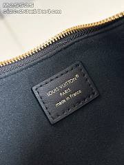 Louis Vuitton LV Bloom Pochette Bag Calfskin Black M25525 - 6