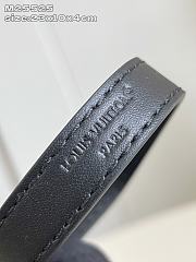 Louis Vuitton LV Bloom Pochette Bag Calfskin Black M25525 - 3