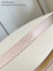 Louis Vuitton LV Bloom Pochette Bag Calfskin M25784 Sand color - 6