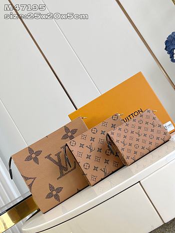 Louis Vuitton Trio Toilet Pouch Monogram M47195