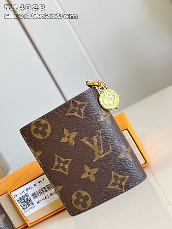 Louis Vuitton LV Charms Pocket Wallet Monogram/Zesty Lime M14628