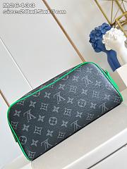 Louis Vuitton Dopp Kit Monogram Eclipse Canvas Green M26433 - 5