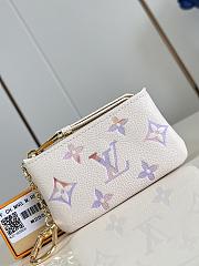Louis Vuitton Key Pouch Dream Beige M25597 - 1