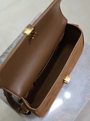 Ysl SAINT LAURENT Solferino small suede shoulder bag in brown - 6