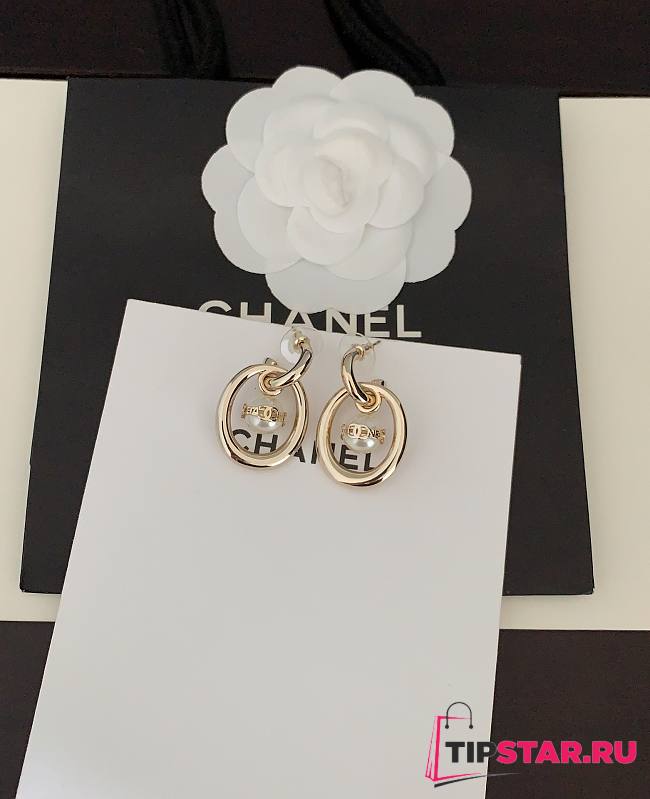 Chanel white pearl earrings - 1