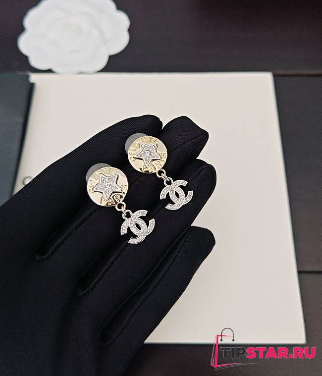 Chanel two-color round five-pointed star earrings - 1