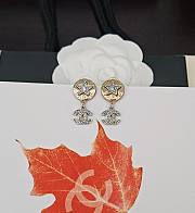 Chanel two-color round five-pointed star earrings - 2