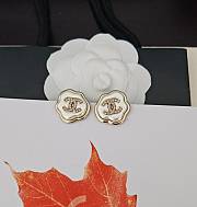 Chanel irregular pearl earrings - 3