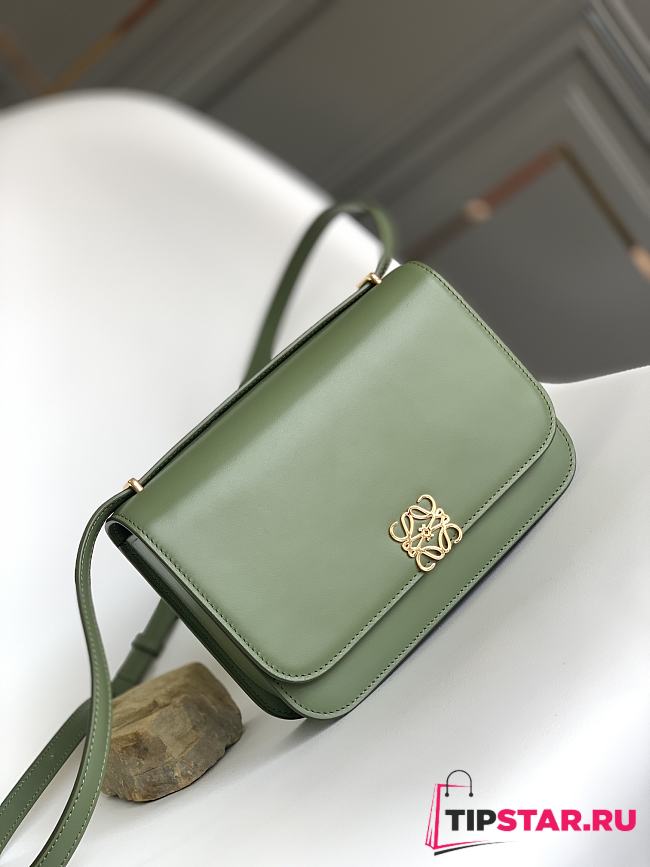 Loewe Goya bag in silk calfskin Avocado Green Rebajas - 1
