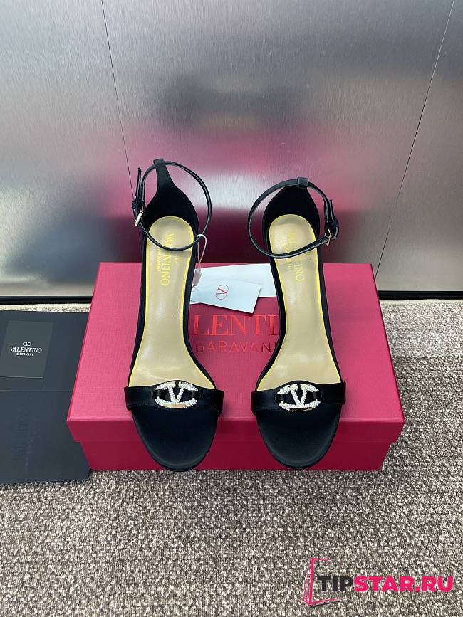 Valention Logo High-Heels 9.5 cm 02 - 1