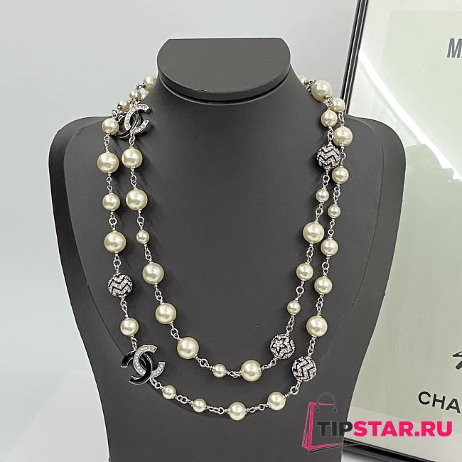 Chanel Black and White Rhinestone Double C Pearl Sweater Necklace - 1