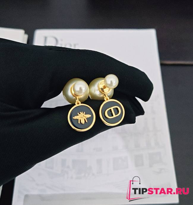 Dior large and small pearl black round CD earrings - 1