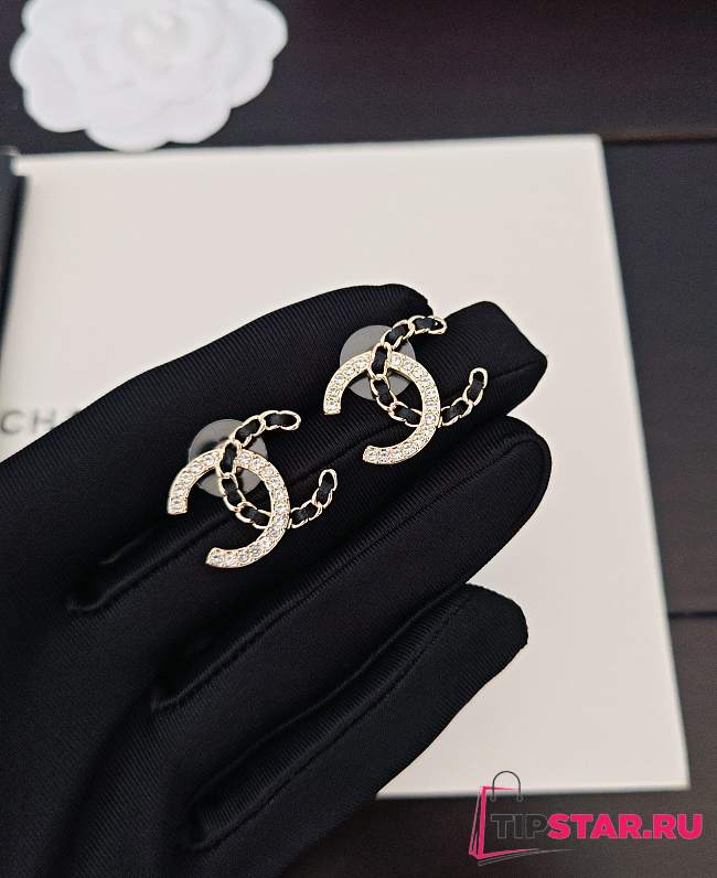 Chanel black leather diamond cc earrings 01 - 1