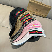 Gucci classic baseball cap features a bee design 05 - 6